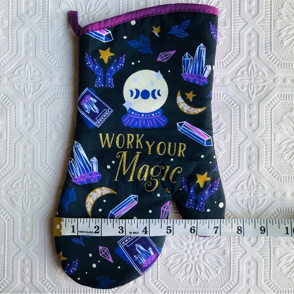 Work Your Magic Halloween Decor 3 pc - Picture 9 of 15